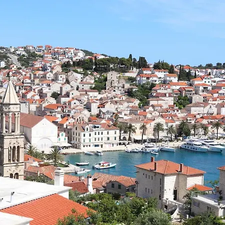 Apartment With A Parking Space Hvar - 5687 *