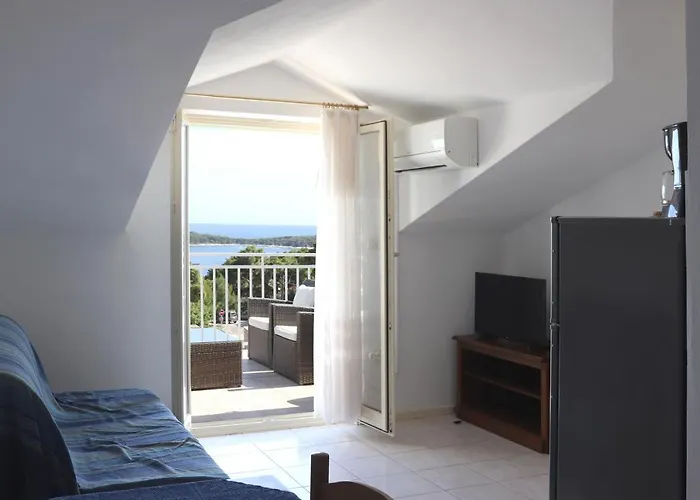 With A Parking Space Hvar - 5687 *