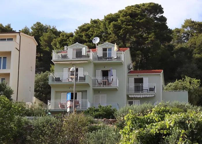 Appartement With A Parking Space Hvar - 5687