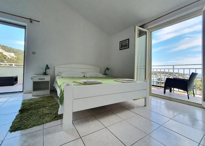 With A Parking Space Hvar - 5687 Hvar Town